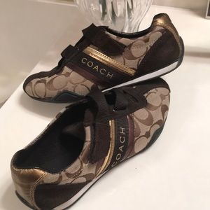 Authentic Coach logo tennis shoes
